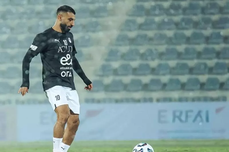 ماذا يفعل صلاح في المباريات الودية مع منتخب مصر؟